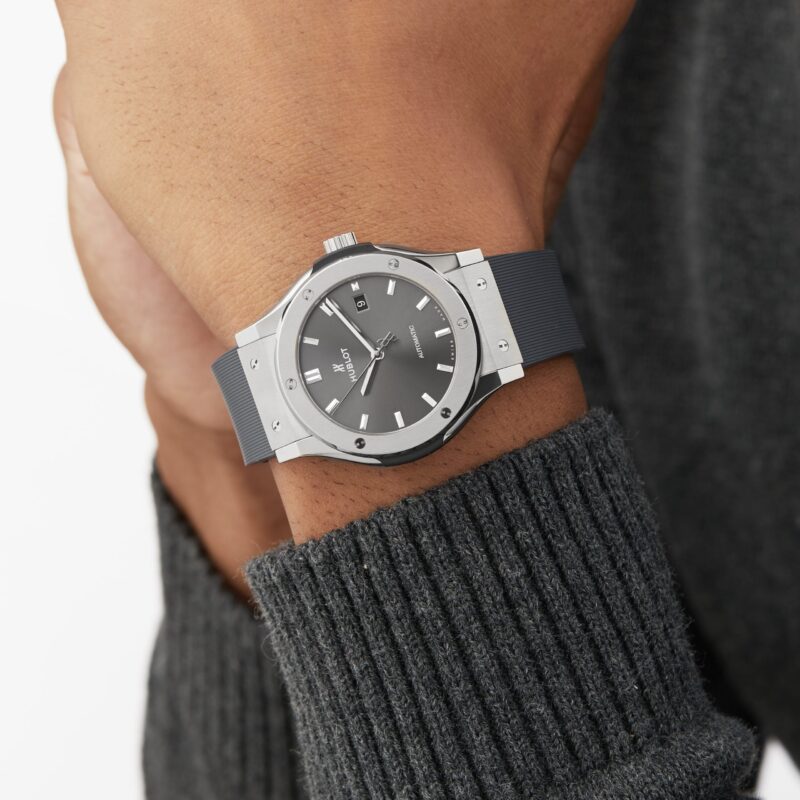 HUBLOT CLASSIC FUSION AUTOMATIC 42MM MENS WATCH 542.NX.7071.RX - Image 2
