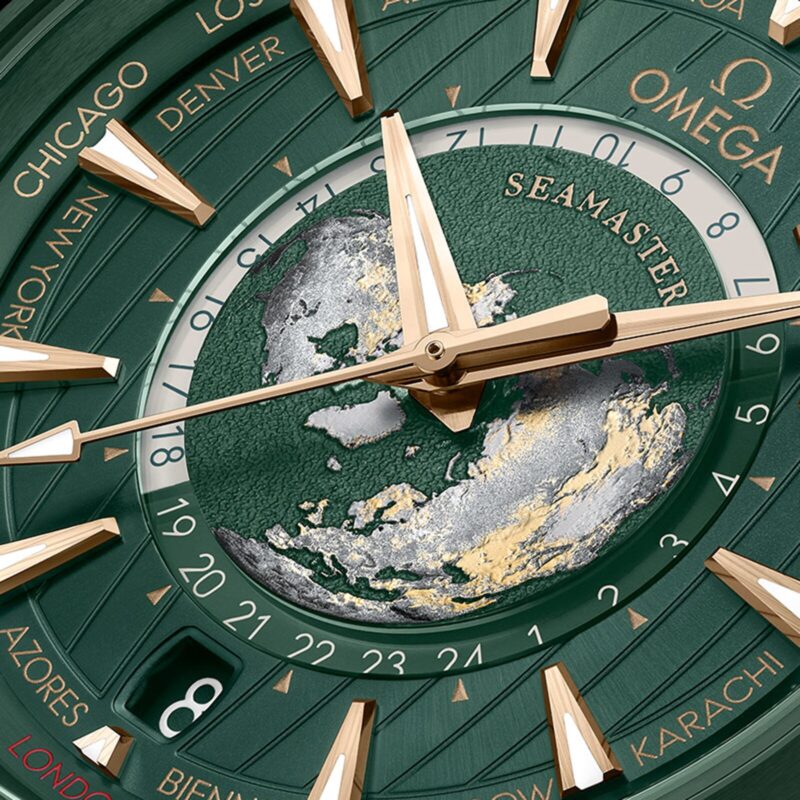 OMEGA SEAMASTER AQUA TERRA 150M CO AXIAL MASTER CHRONOMASTER GMT WORLDTIMER 43MM MENS WATCH GREEN O22030432210001 - Image 3