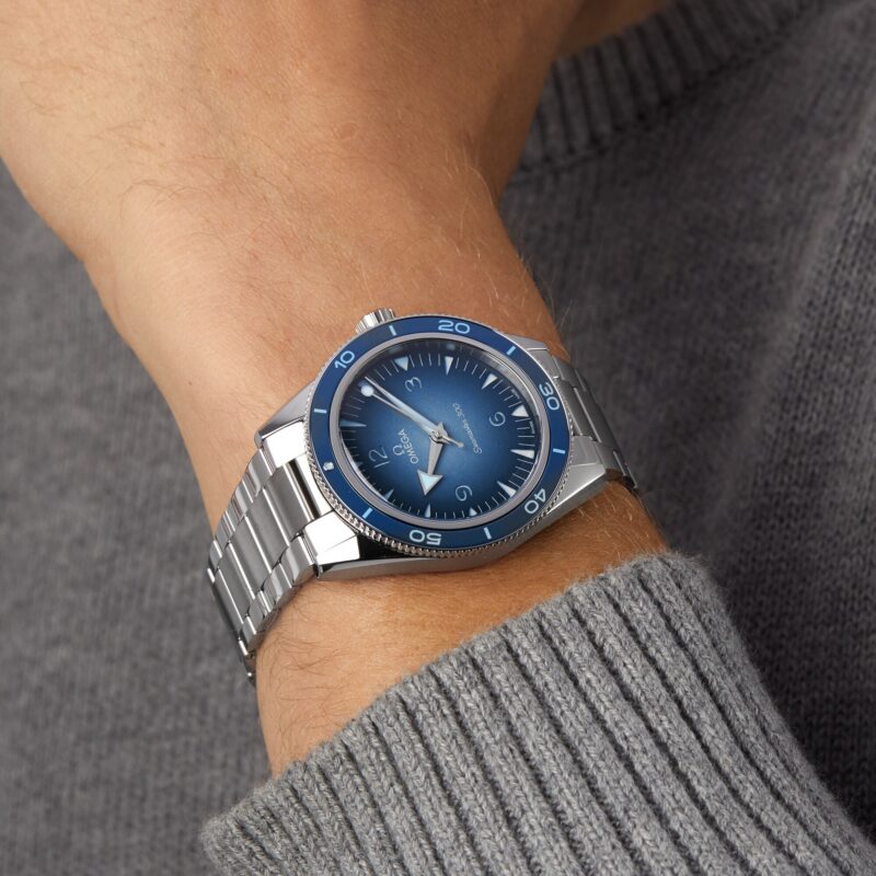 OMEGA SEAMASTER 300M CO AXIAL MASTER CHRONOMETER 41MM SUMMER BLUE O23430412103002 - Image 7