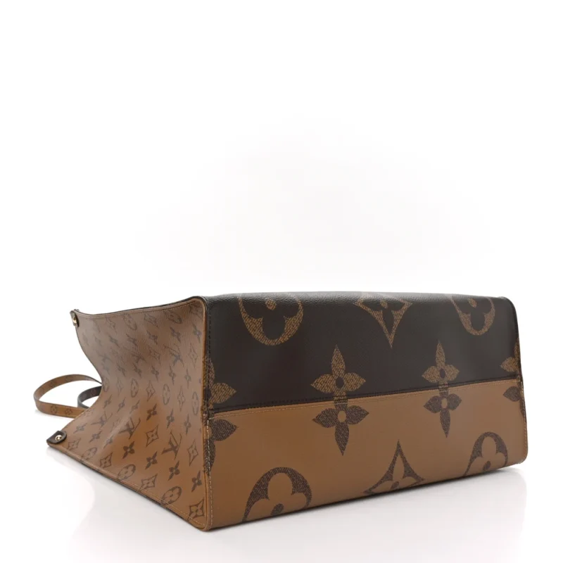 LOUIS VUITTON ONTHEGO GM REVERSE GIANT MONOGRAM CANVAS - Image 6
