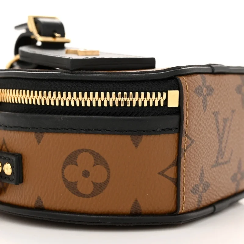 LOUIS VUITTON BO?TE CHAPEAU BB REVERSE MONOGRAM CANVAS GOLD HARDWARE - Image 4