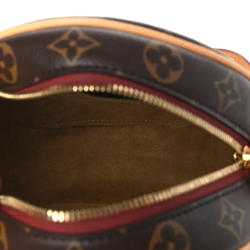 LOUIS VUITTON BO?TE CHAPEAU SOUPLE PM MONOGRAM CANVAS GOLD HARDWARE - Image 7