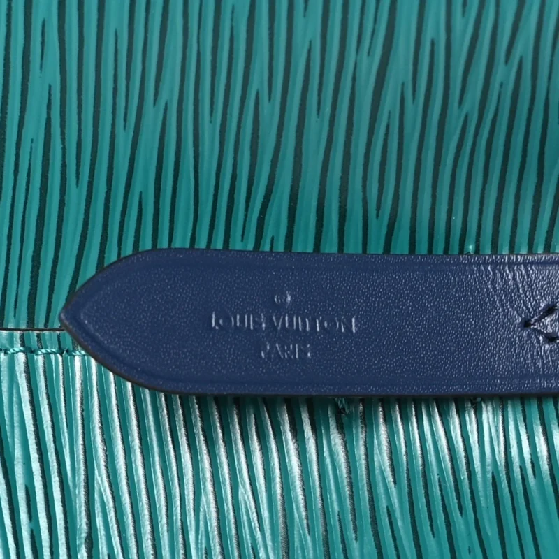 LOUIS VUITTON NEONOE BB EMERALD GREEN / INDIGO EPI LEATHER SILVER HARDWARE - Image 2