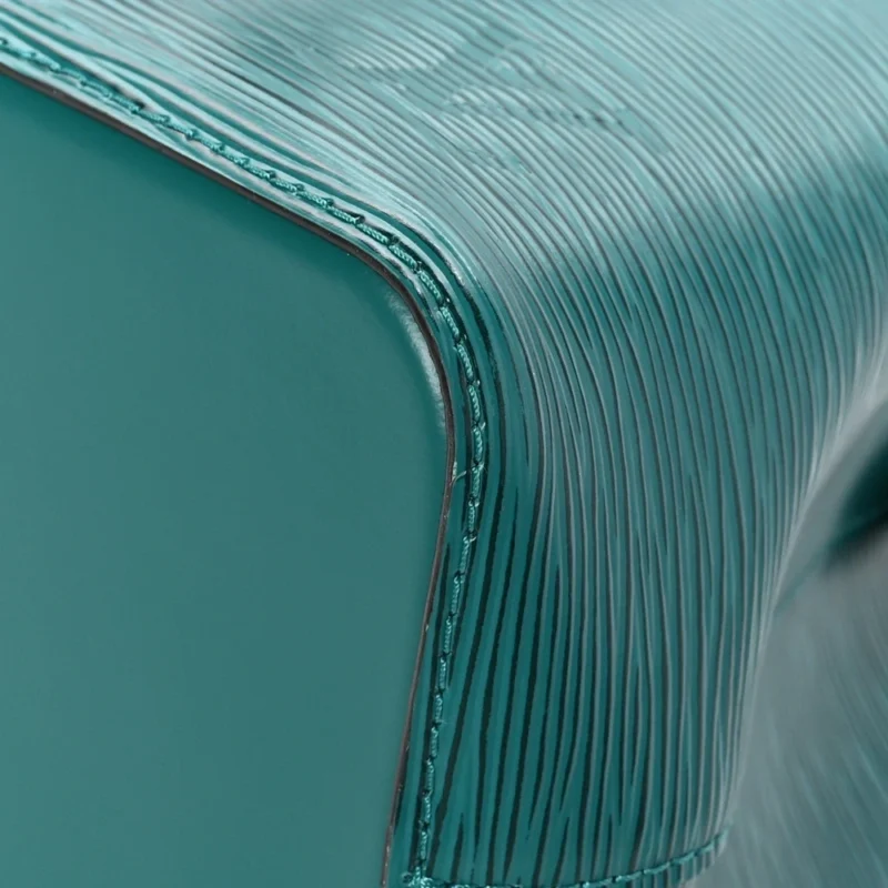 LOUIS VUITTON NEONOE BB EMERALD GREEN / INDIGO EPI LEATHER SILVER HARDWARE - Image 5