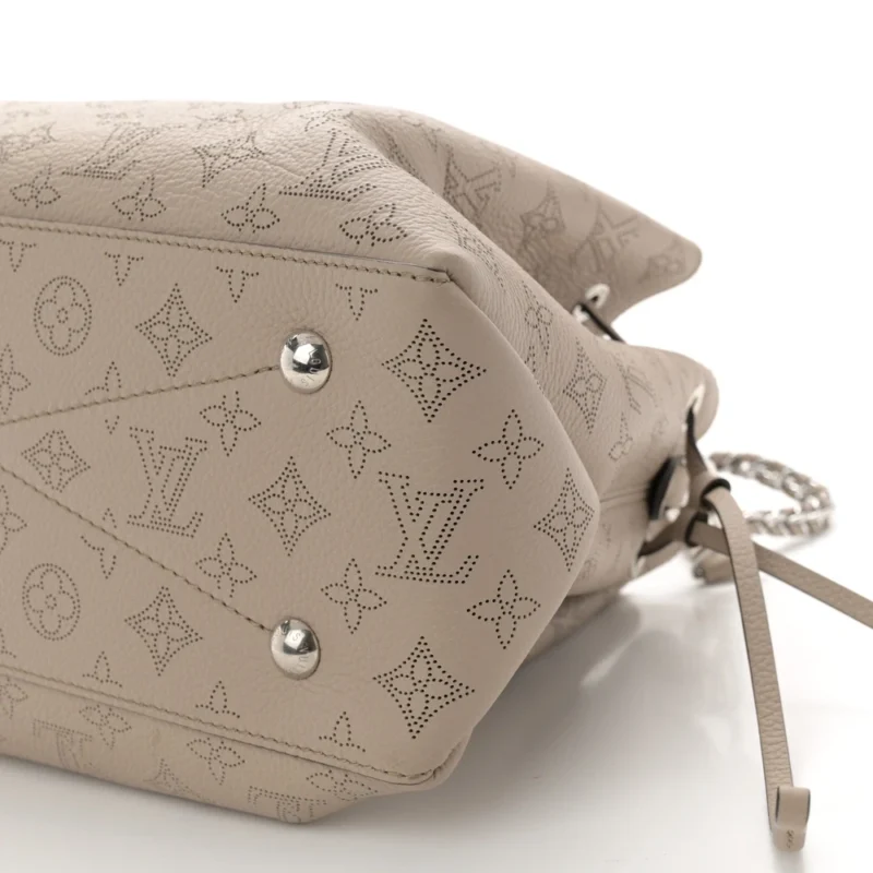 LOUIS VUITTON BELLA TOTE MM GALET MAHINA LEATHER SILVER HARDWARE - Image 5