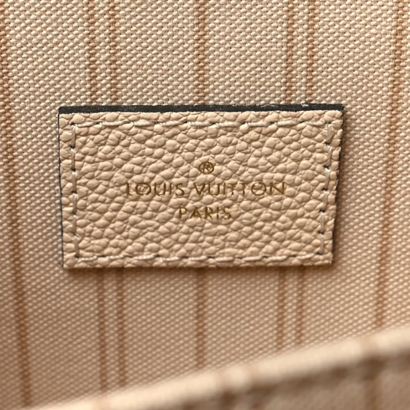 LOUIS VUITTON POCHETTE METIS PM CREME MONOGRAM EMPREINTE LEATHER BRASS HARDWARE - Image 2