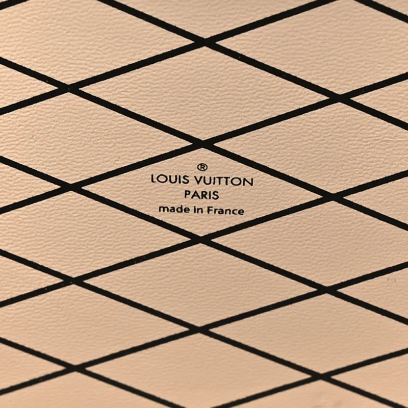 LOUIS VUITTON PETITE MALLE PM BLACK MONOGRAM CANVAS GOLD HARDWARE - Image 2