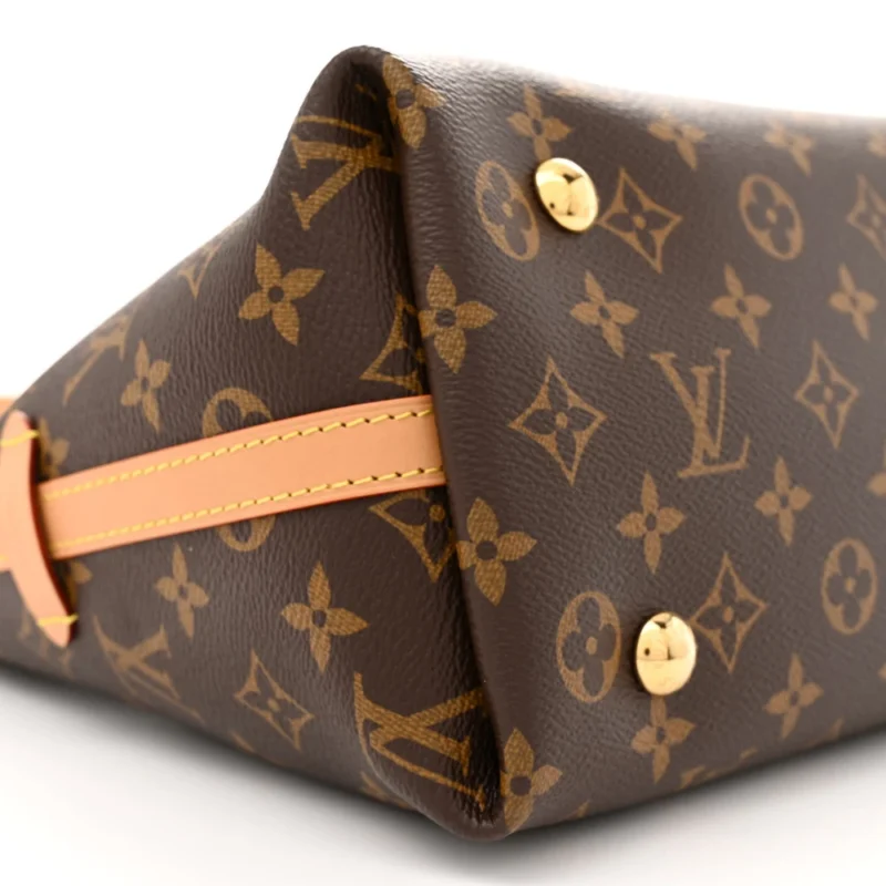 LOUIS VUITTON CARRYALL PM MONOGRAM CANVAS - Image 4