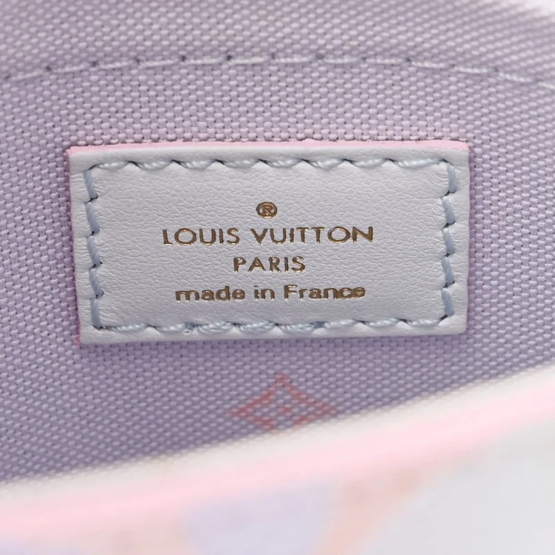 LOUIS VUITTON SPRING IN THE CITY PETIT SAC PLAT PM SUNRISE PASTEL GIANT MONOGRAM CANVAS - Image 2