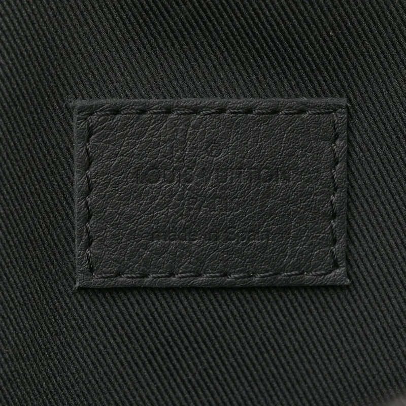 LOUIS VUITTON SHADOW DISCOVERY BUMBAG MM BLACK MONOGRAM CALFSKIN LEATHER BLACK HARDWARE - Image 2