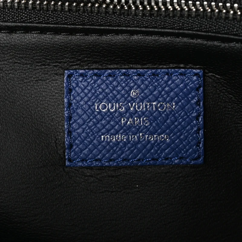 LOUIS VUITTON DOPP KIT TOILET POUCH PM COBALT TAIGARAMA LEATHER - Image 2