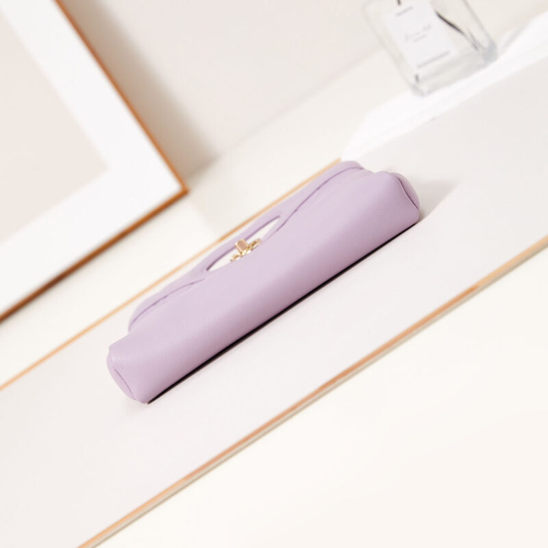 CHANEL OIL WAX LEATHER PURPLE CROSSBODY BAGS - Image 8