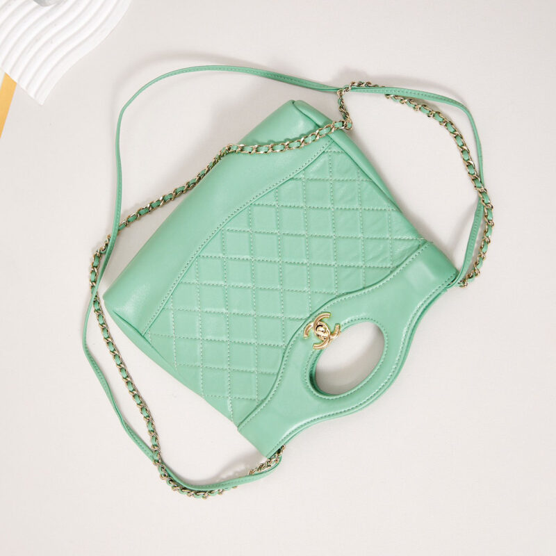 CHANEL OIL WAX LEATHER GREEN CROSSBODY BAGS - Image 8