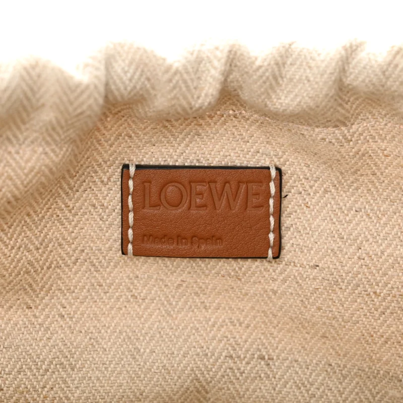 LOEWE LEAF PALM DRAWSTRING BUCKET BAG MINI NATURAL/TAN CALFSKIN LEATHER - Image 2