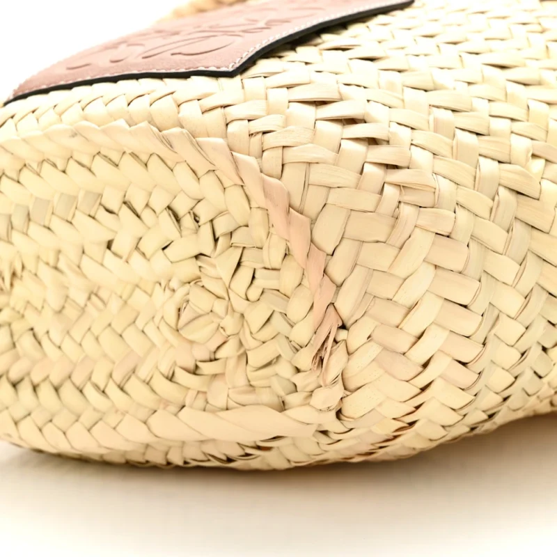 LOEWE LEAF PALM DRAWSTRING BUCKET BAG MINI NATURAL/TAN CALFSKIN LEATHER - Image 5