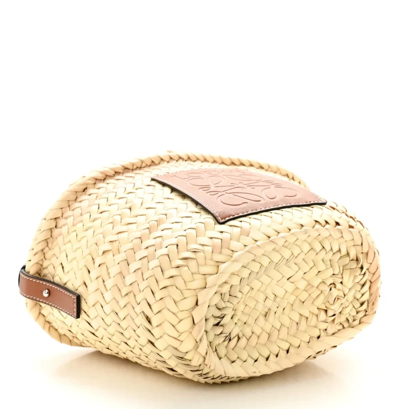 LOEWE LEAF PALM DRAWSTRING BUCKET BAG MINI NATURAL/TAN CALFSKIN LEATHER - Image 6