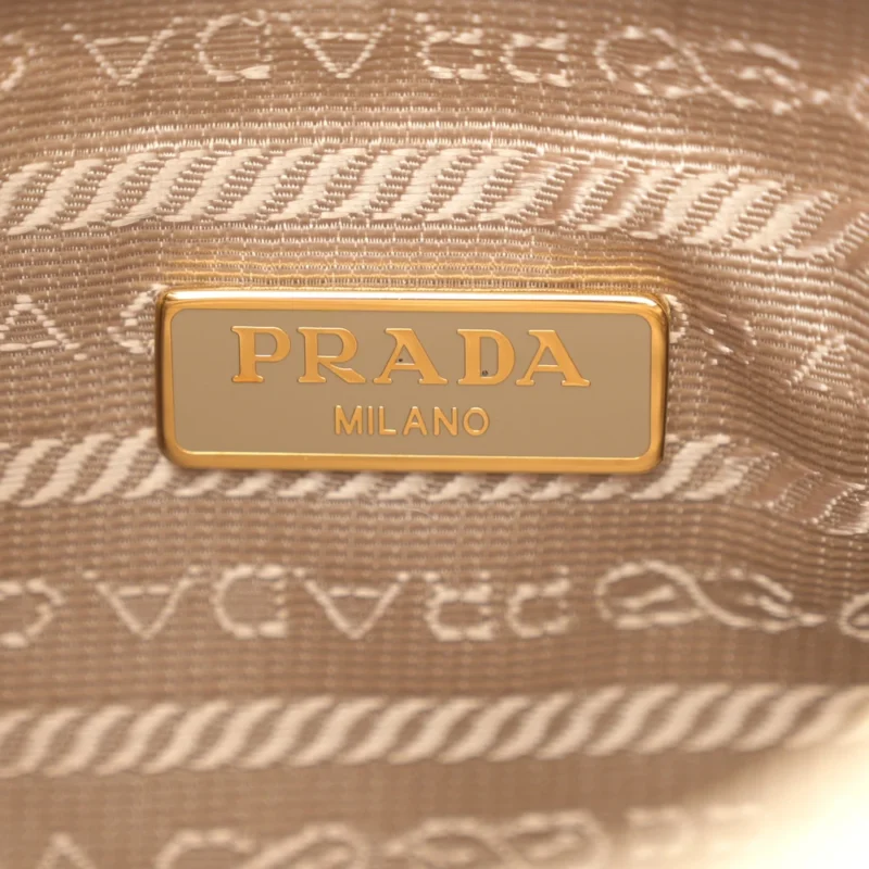 PRADA MINI EFFECT CROCHET RE-EDITION 2000 SHOULDER BAG NATURALE YARN RAFFIA GOLD HARDWARE - Image 2