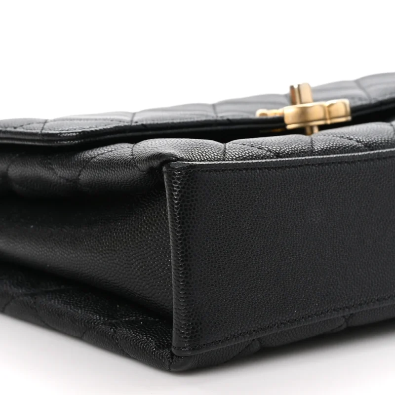 GRADE BLUE CHANEL 19 HANDBAG | DESIGNER QUALITY - Image 4