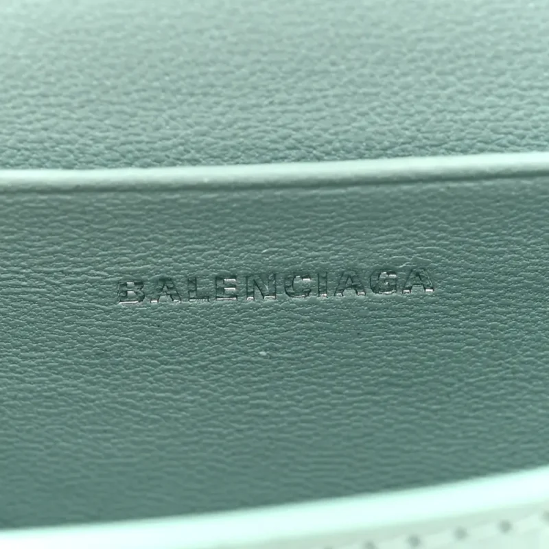 BALENCIAGA HOURGLASS MINI TOP HANDLE BAG WITH CHAIN GREEN ACQUA CROCODILE EMBOSSED SHINY CALFSKIN LEATHER - Image 2