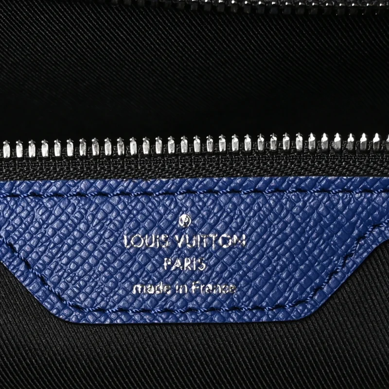 LOUIS VUITTON KEEPALL BANDOULIERE 50 PACIFIC BLUE TAIGA LEATHER & MONOGRAM ECLIPSE CANVAS SILVER HARDWARE - Image 2