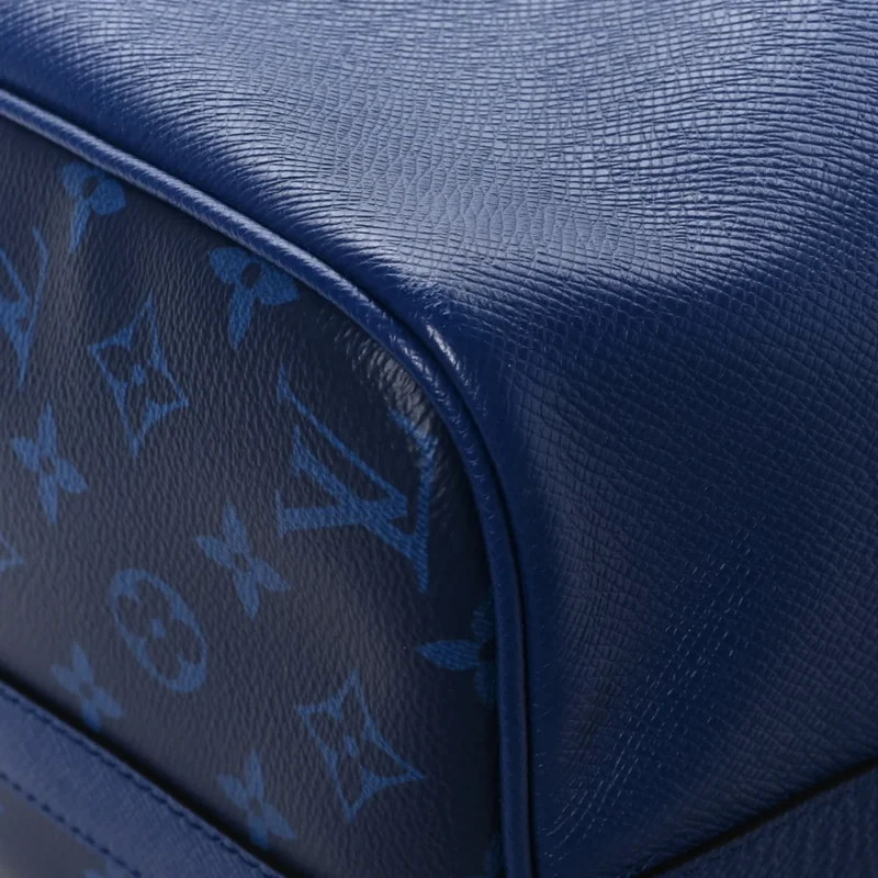 LOUIS VUITTON KEEPALL BANDOULIERE 50 PACIFIC BLUE TAIGA LEATHER & MONOGRAM ECLIPSE CANVAS SILVER HARDWARE - Image 4