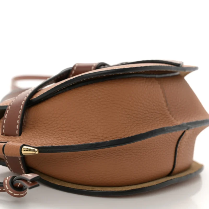 LOEWE GATE CROSSBODY BAG MINI CARAMEL PECAN GRAINED CALFSKIN LEATHER - Image 4