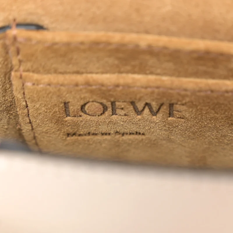LOEWE GATE CROSSBODY BAG MINI LIGHT OAT GRAINED CALFSKIN LEATHER - Image 2