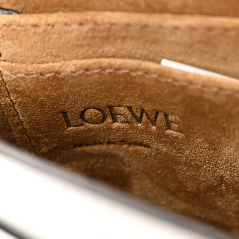 LOEWE GATE BELT BAG MINI KAOLIN CALFSKIN LEATHER GOLD HARDWARE - Image 2