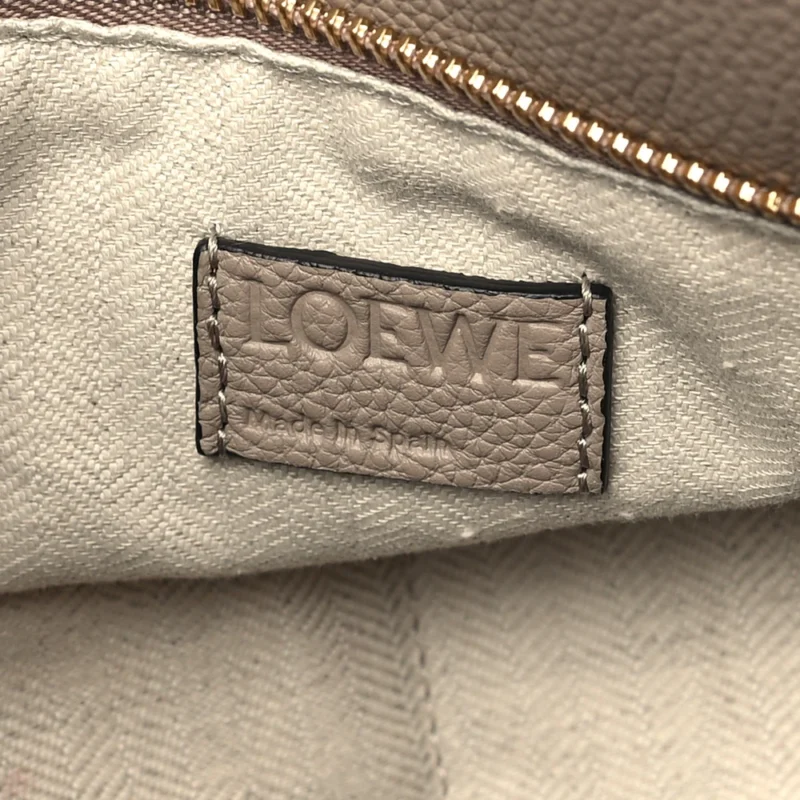 LOEWE PUZZLE BAG MEDIUM SAND CALFSKIN LEATHER - Image 2