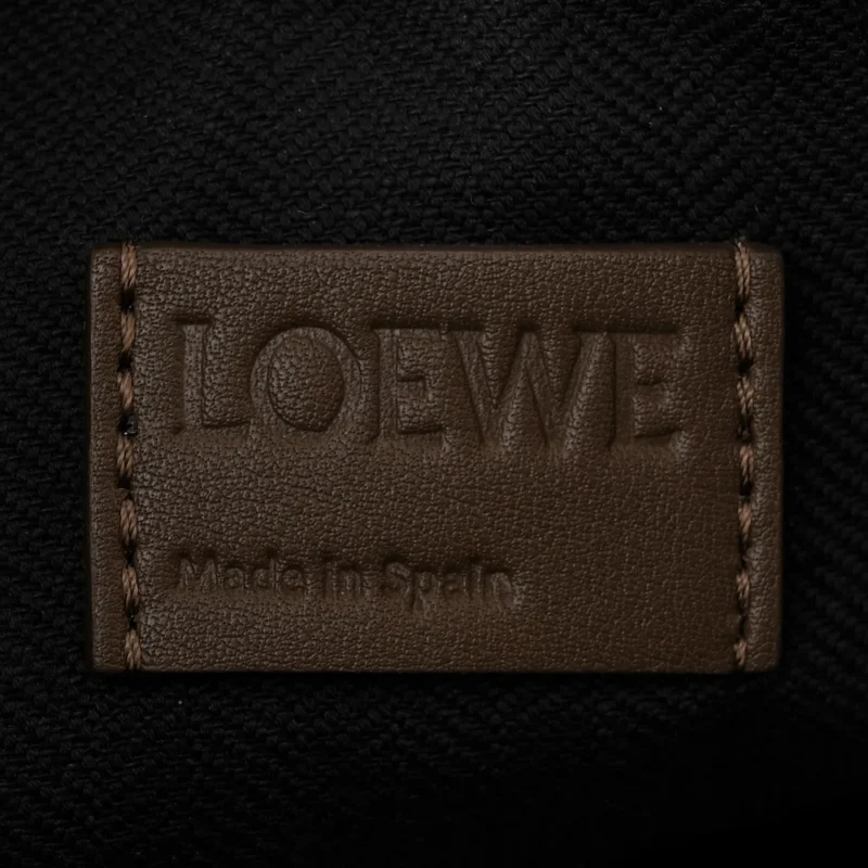 LOEWE CUBI CROSSBODY BAG SMALL WINTER BROWN JACQUARD SUPPLE SMOOTH CALFSKIN LEATHER - Image 2