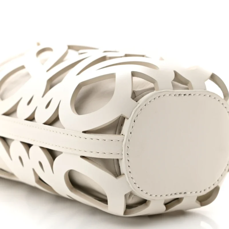 LOEWE CUTOUT ANAGRAM POCKET CROSSBODY BAG SMALL WHITE GLAZE NAPPA CALFSKIN LEATHER - Image 4