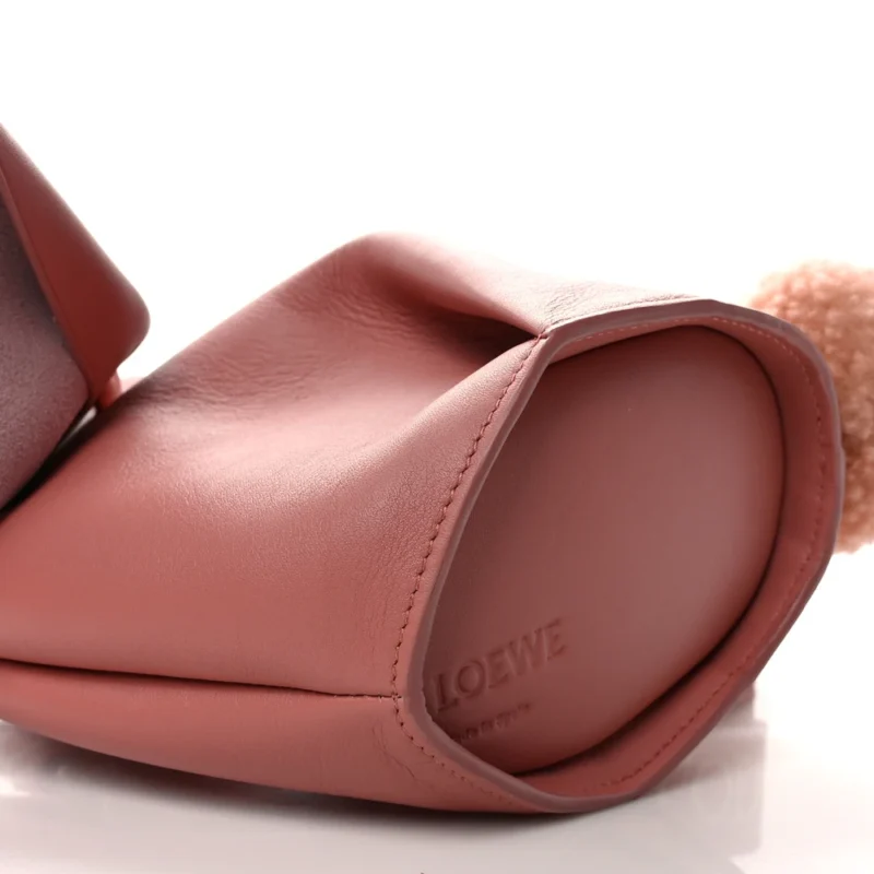 LOEWE BUNNY SHOULDER BAG SMALL PEACH BLOOM CALFSKIN LEATHER & SHEARLING SILVER HARDWARE - Image 4