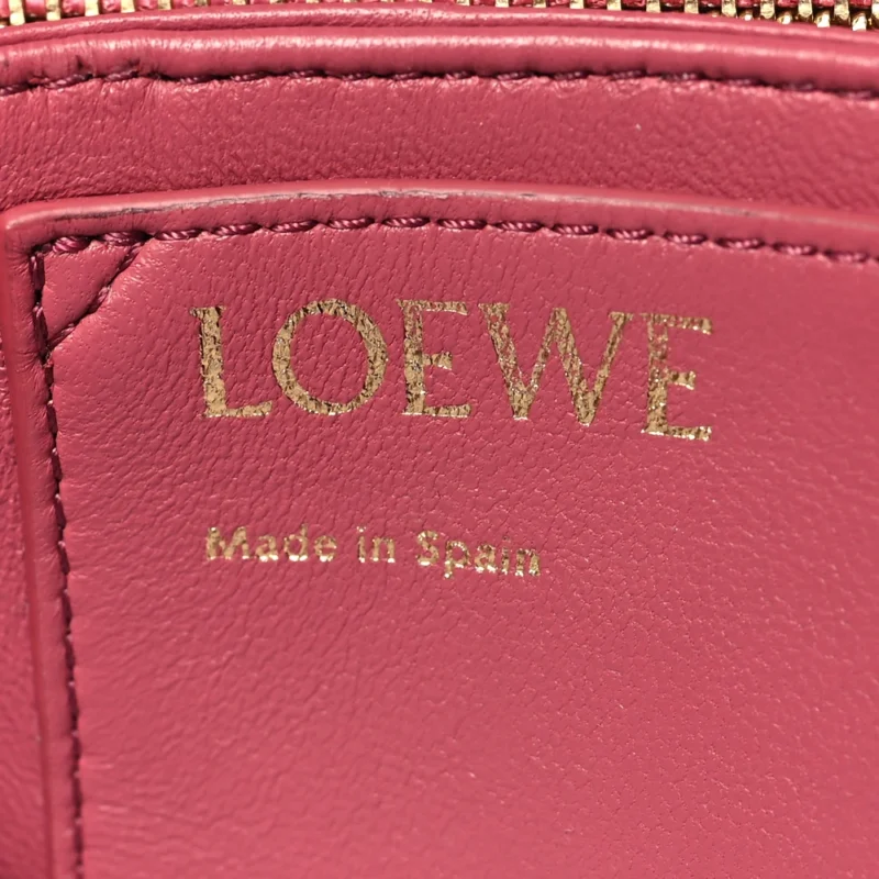 LOEWE GOYA PUFFER BAG MEDIUM PLUMROSE LAMBSKIN LEATHER GOLD HARDWARE - Image 2