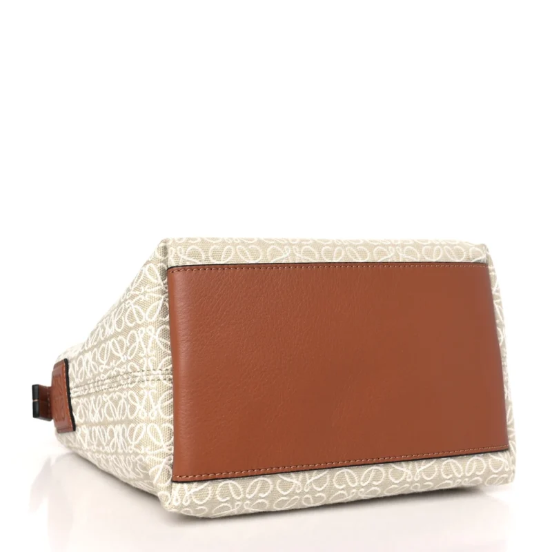LOEWE CUBI BAG SMALL ECRU TAN JACQUARD ANAGRAM CALFSKIN LEATHER - Image 6