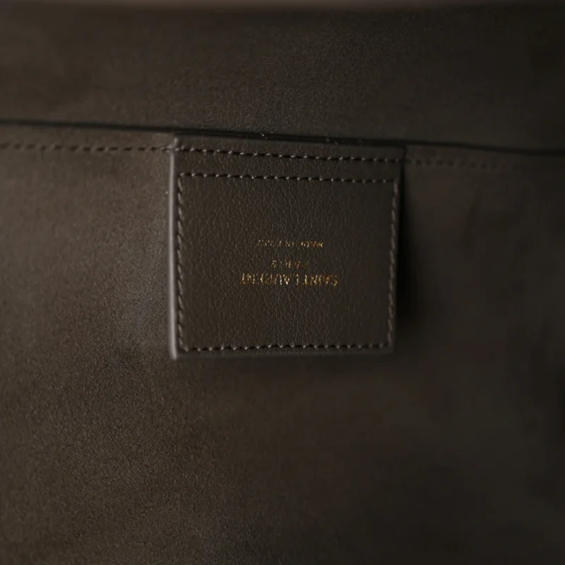SAINT LAURENT LARGE SHOPPING TOTE PEBBLE CALFSKIN LEATHER - Image 3