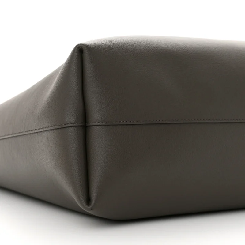 SAINT LAURENT LARGE SHOPPING TOTE PEBBLE CALFSKIN LEATHER - Image 5