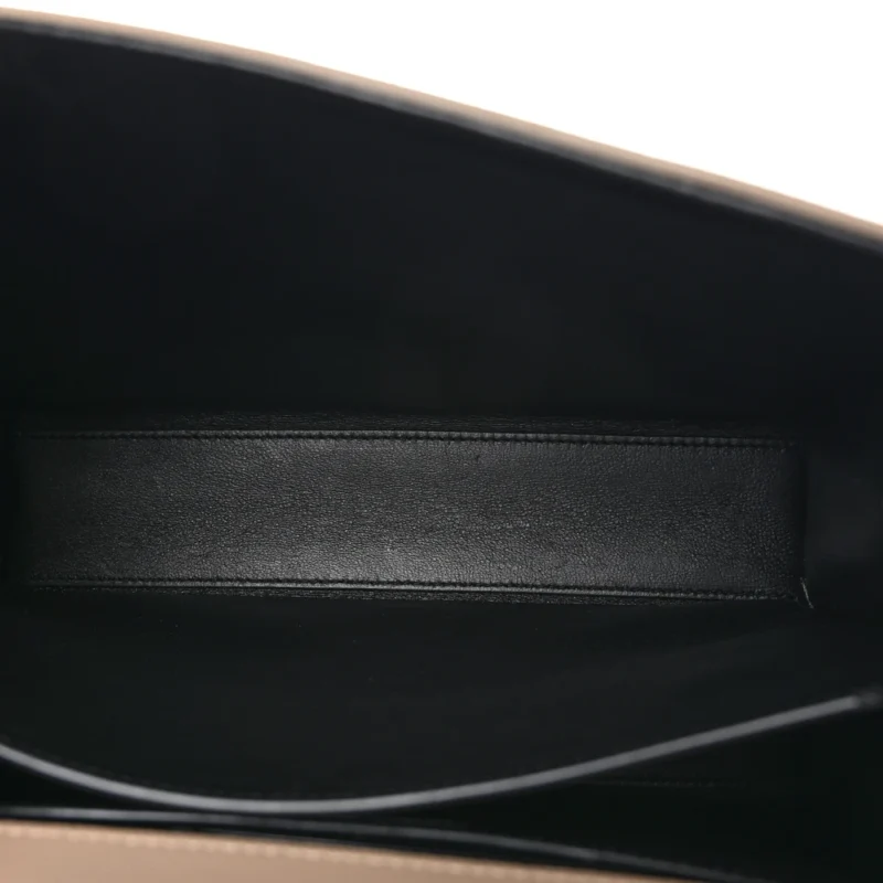 SAINT LAURENT MEDIUM CASSANDRA TOP HANDLE DARK BEIGE CLASSIC MONOGRAM GRAIN DE POUDRE LEATHER AGED GOLD HARDWARE - Image 7