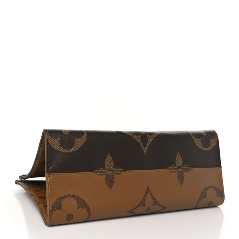 LOUIS VUITTON ONTHEGO MM REVERSE GIANT MONOGRAM CANVAS - Image 6