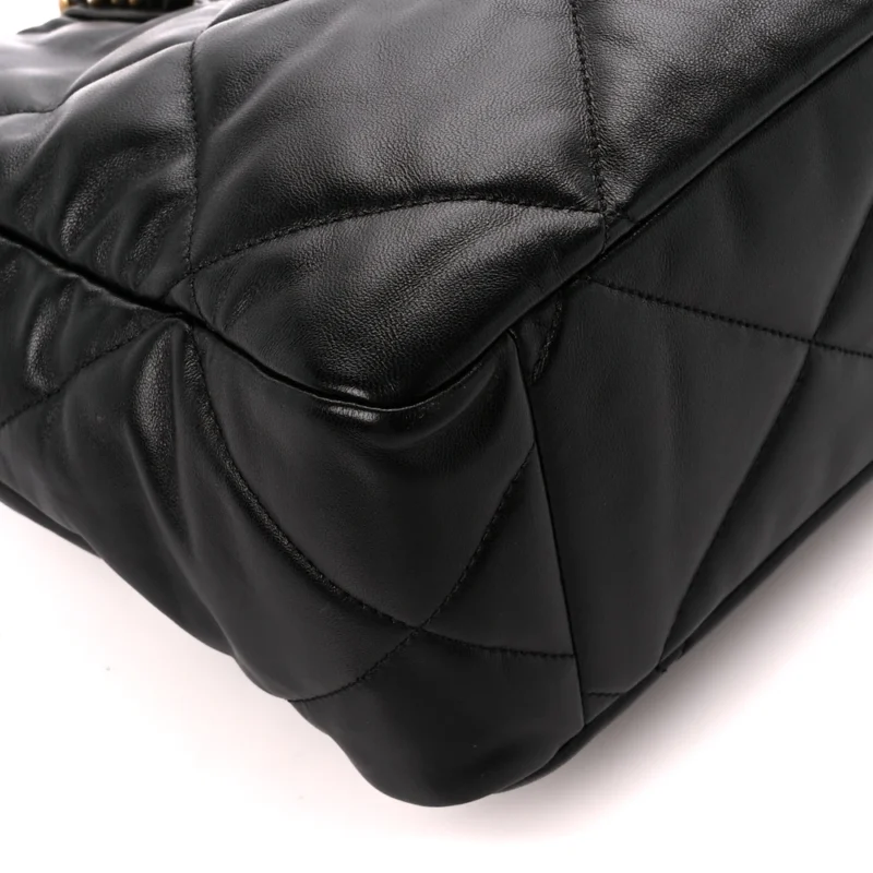 CHANEL EAST-WEST SHOPPING BAG MEDIUM BLACK CHANEL 19 QUILTED LAMBSKIN LEATHER MIXED METAL HARDWARE - Image 4