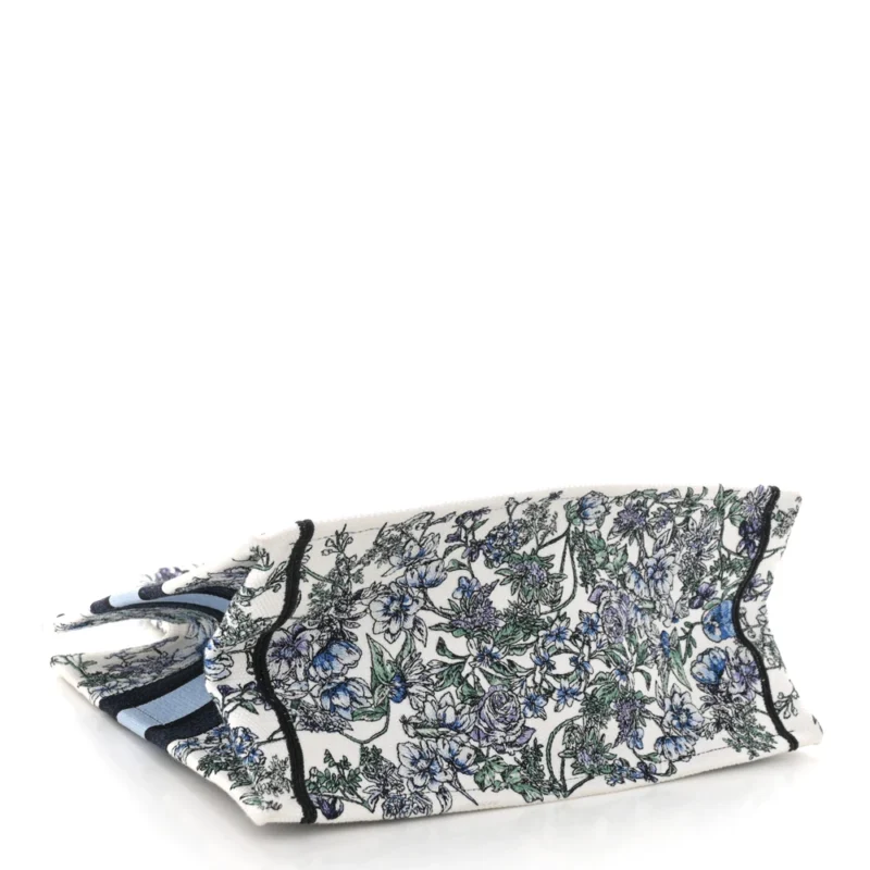 DIOR MEDIUM FLOWERS BOOK TOTE BLUE MULTICOLOR EMBROIDERED CANVAS - Image 5