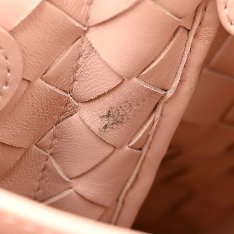 BOTTEGA VENETA SMALL INTRECCIATO ANDIAMO SHOULDER BAG NUDE NAPPA LEATHER - Image 9