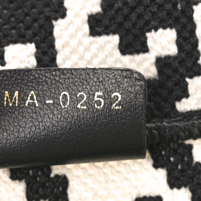 DIOR SMALL BOOK TOTE BLACK/WHITE HOUNDSTOOTH EMBROIDERED CANVAS - Image 9