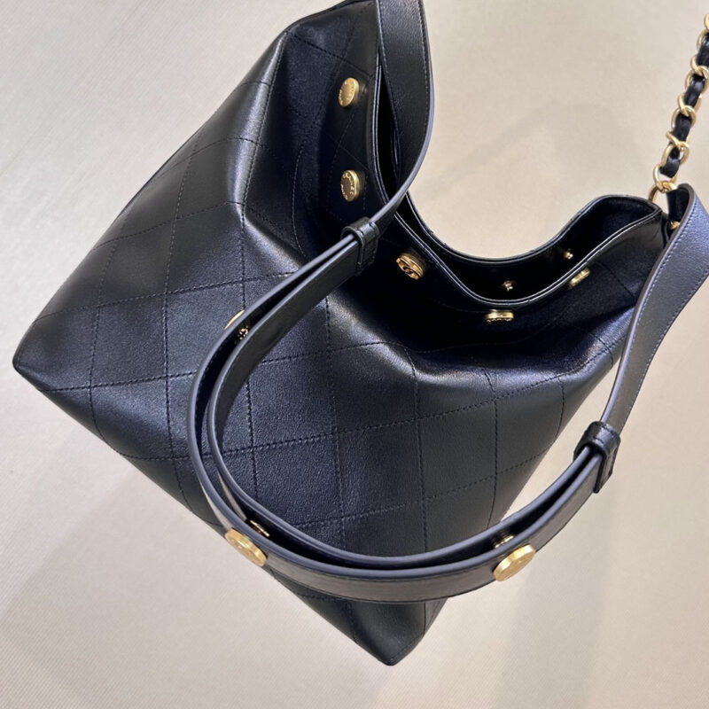 CHANEL BLACK WILLOW BUCKET TOTE BAGS QUILTED LAMBSKIN LEATHER SHOULDER BAG - Image 8