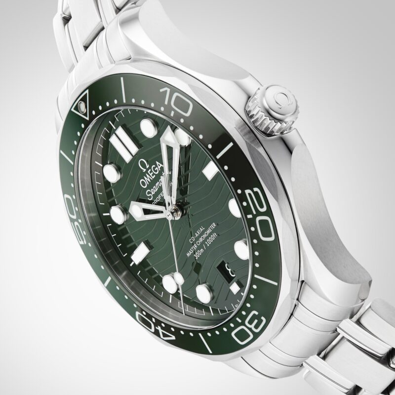 OMEGA SEAMASTER DIVER 300M CO AXIAL MASTER CHRONOMETER 42MM MENS WATCH GREEN O21030422010001 - Image 6