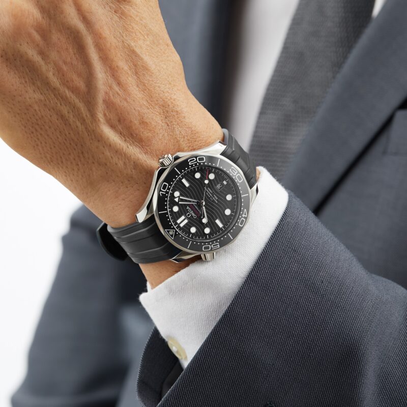 OMEGA SEAMASTER DIVER 300 CO AXIAL MENS WATCH O21032422001001 - Image 7