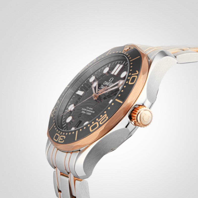 OMEGA SEAMASTER DIVER 300 CO AXIAL MENS WATCH O21020422001001 - Image 6