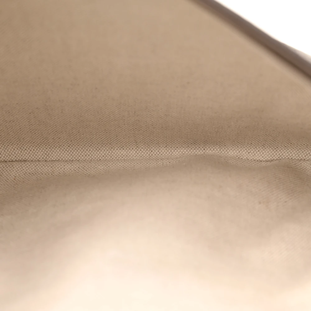 GUCCI MEDIUM BLONDIE TOP HANDLE SHOULDER FLAP BAG BEIGE / EBONY / NEW ACERO GG SUPREME MONOGRAM CANVAS & TEXTURED DOLLAR CALFSKIN LEATHER BRASS HARDWARE - Image 7